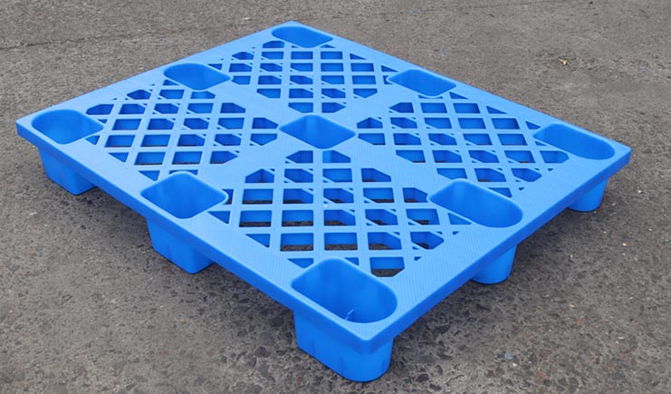 九腳塑料托盤:實用與美觀的完美結(jié)合